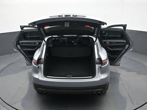 Certified 2020 Porsche Cayenne S AWD/4WD image 28