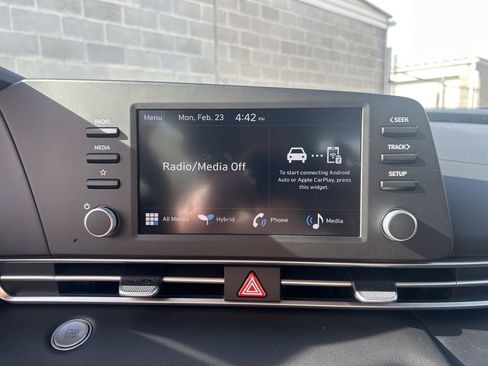 New 2026 Hyundai Elantra Blue image 18