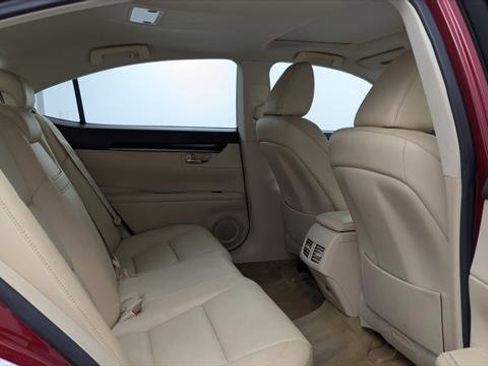 Used 2015 Lexus ES 350 w/ Premium Package FWD image 18