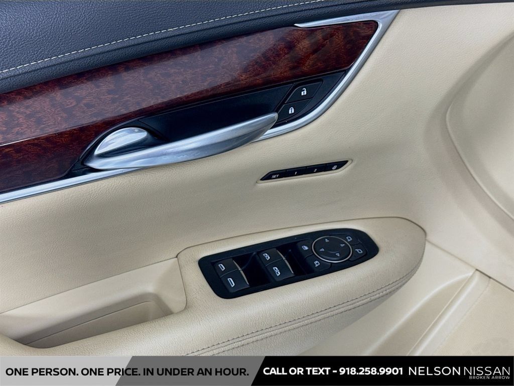 Used 2019 Cadillac XT5 Luxury FWD image 17