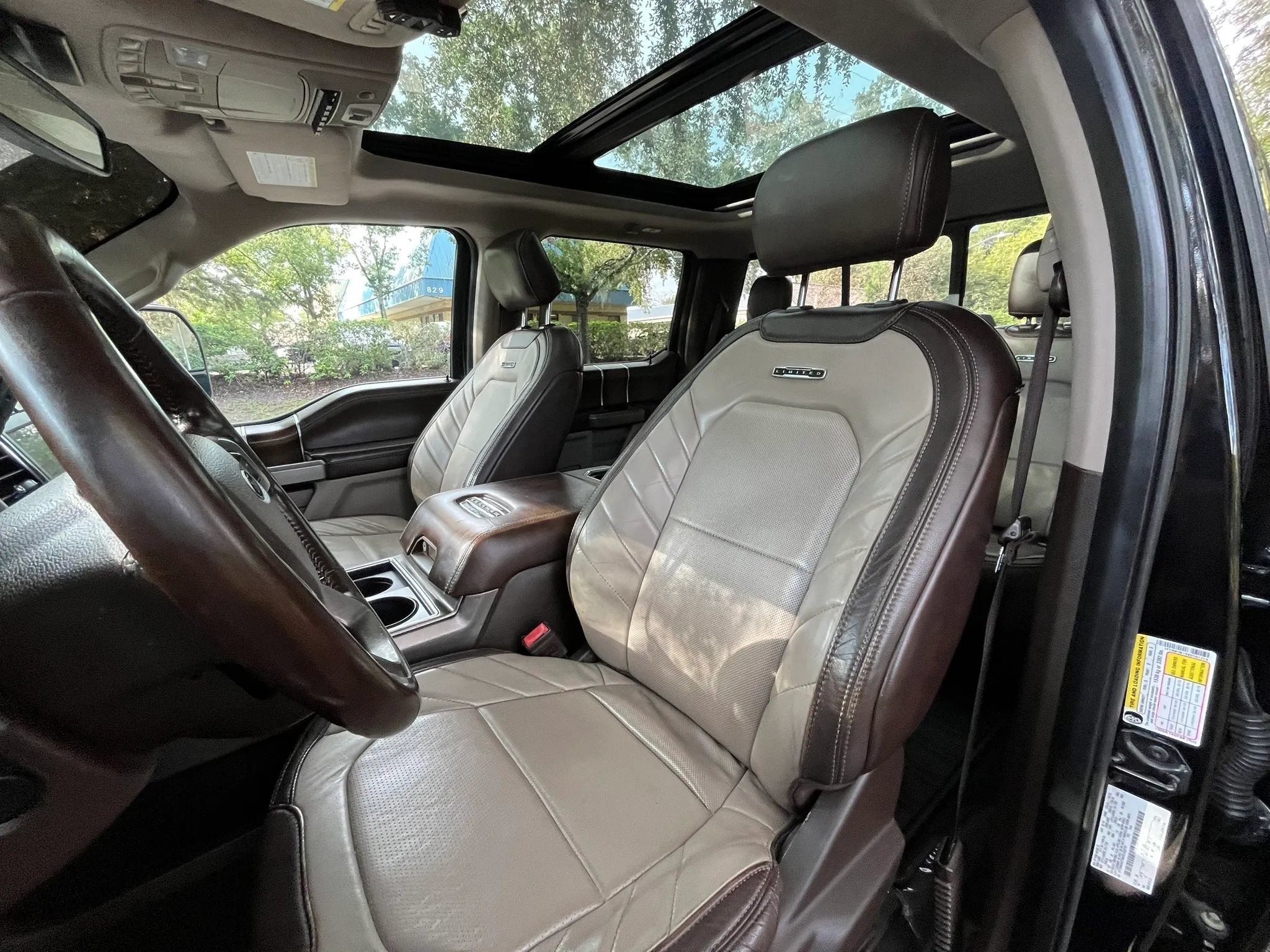 Used 2019 Ford F350 Limited AWD/4WD image 19