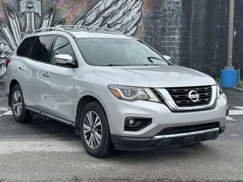 Used 2020 Nissan Pathfinder SV w/ Cargo Package image 1