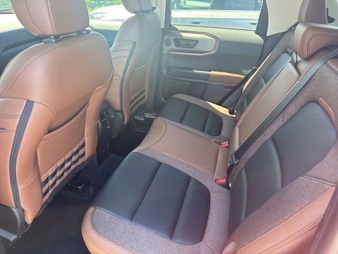 Used 2025 Ford Bronco Sport Outer Banks w/ Outer Banks Tech Package+ AWD/4WD image 17