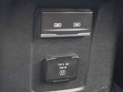 Used 2021 Jeep Wrangler Unlimited Sahara w/ Dual Top Group AWD/4WD image 35
