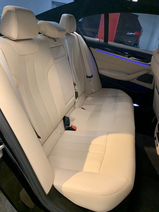 Used 2023 BMW 530i w/ Premium Package RWD image 65