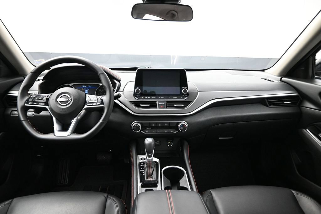 Certified 2025 Nissan Altima 2.5 SR AWD/4WD image 23