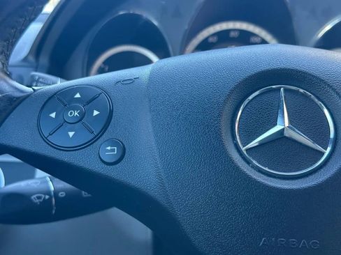Used 2011 Mercedes-Benz C 300 Sedan image 34