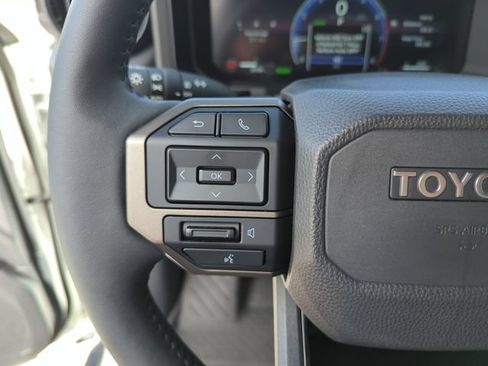 Used 2025 Toyota Land Cruiser AWD/4WD image 21