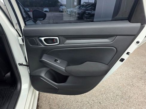 Used 2023 Honda Civic Sport image 12