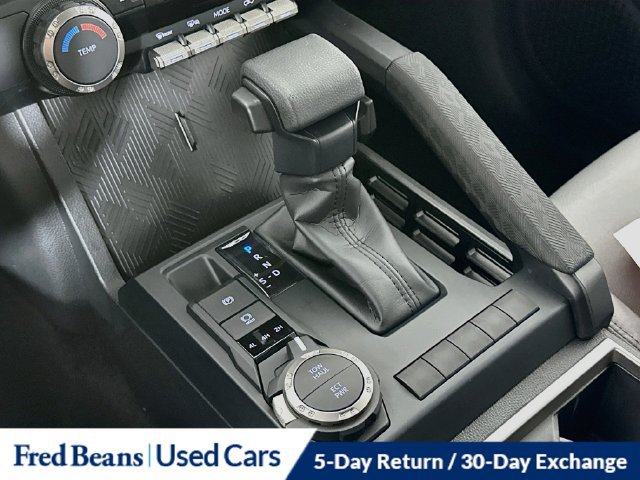 Used 2025 Toyota Tacoma SR5 AWD/4WD image 24