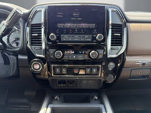 Used 2024 Nissan Titan Platinum Reserve w/ Moonroof Package RWD image 18