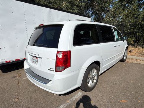 Used 2014 Dodge Grand Caravan SXT FWD image 5