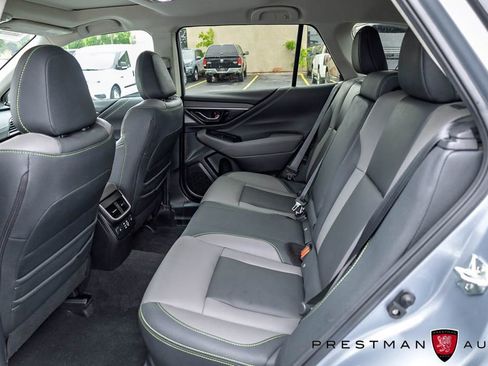 Used 2024 Subaru Outback Onyx Edition XT AWD/4WD image 39