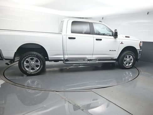 Used 2024 RAM 2500 Big Horn w/ Off Road Package AWD/4WD image 8