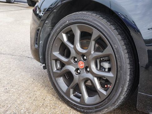 Used 2018 FIAT 124 Spider Abarth image 11