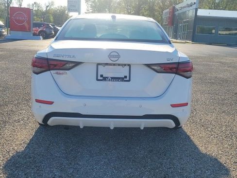 Used 2024 Nissan Sentra SV FWD image 4