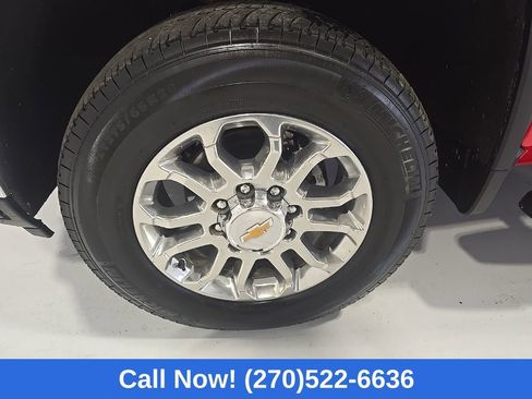 Used 2024 Chevrolet Silverado 2500 LTZ w/ LTZ Premium Package AWD/4WD image 4