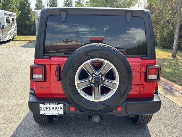 Used 2022 Jeep Wrangler Unlimited Sahara w/ Cold Weather Group AWD/4WD image 5