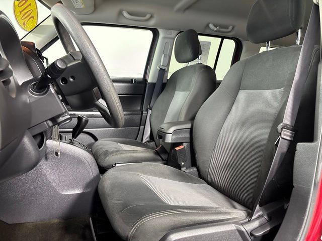Used 2016 Jeep Patriot Sport w/ Power Value Group AWD/4WD image 14