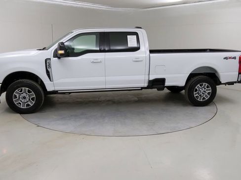 Used 2024 Ford F350 Lariat w/ Lariat Ultimate Package image 18