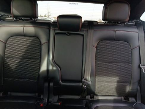 Used 2025 Ford Escape ST-Line image 29