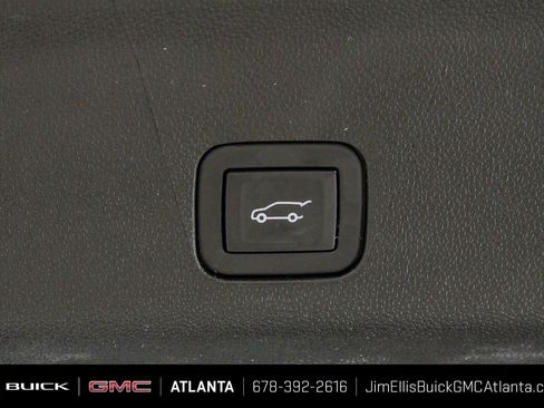 Certified 2023 GMC Yukon Denali Ultimate w/ LPO, Floor Liner Package AWD/4WD image 34