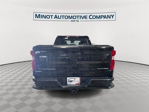 Used 2023 Chevrolet Silverado 1500 Custom AWD/4WD image 8