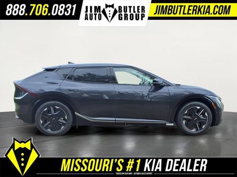 New 2025 Kia EV6 Wind image 26