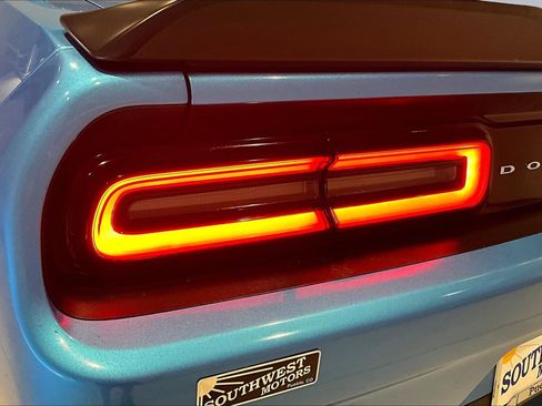 Used 2023 Dodge Challenger SXT RWD image 23