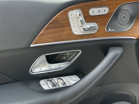 Certified 2025 Mercedes-Benz GLS 450 4MATIC w/ AMG Line Exterior image 12