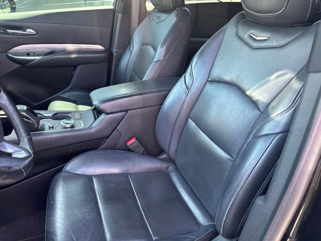 Used 2019 Cadillac XT4 Premium Luxury FWD image 11