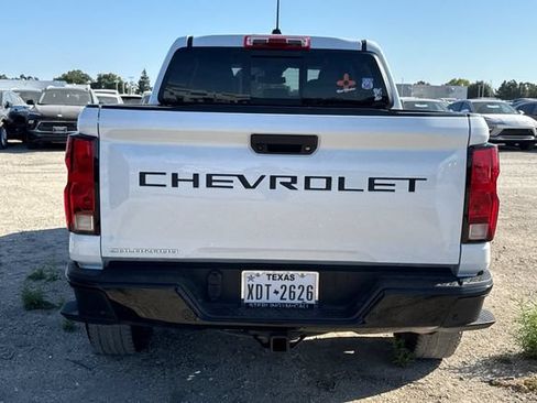 Used 2025 Chevrolet Colorado Trail Boss AWD/4WD image 6