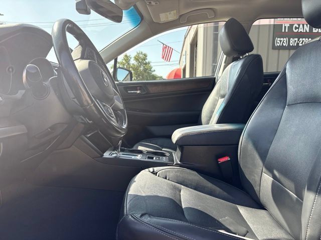 Used 2017 Subaru Outback 2.5i Limited AWD/4WD image 12