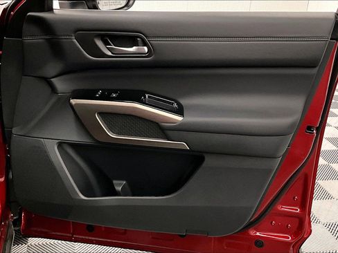 New 2025 Nissan Pathfinder Platinum w/ Cargo Package image 72