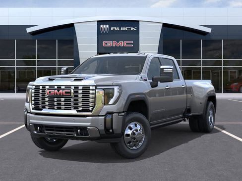 New 2026 GMC Sierra 3500 Denali w/ Denali Reserve Package image 6