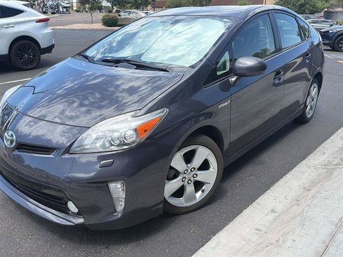 Used 2012 Toyota Prius Five FWD image 1