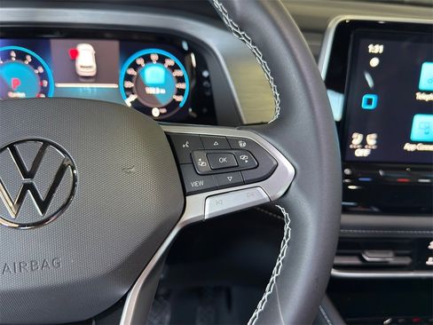 New 2026 Volkswagen Atlas Cross Sport SE image 15