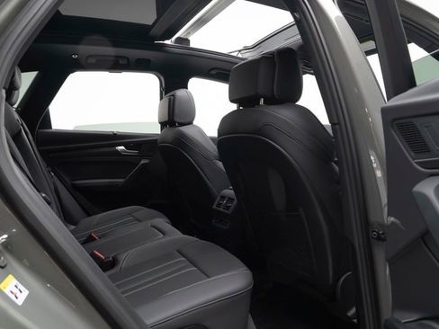 Used 2024 Audi SQ5 Premium Plus w/ Premium Plus Package image 55