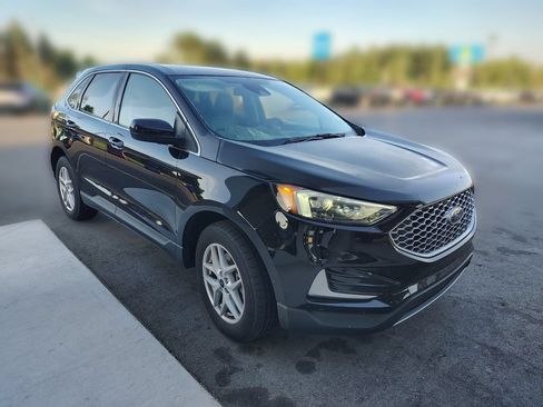 Used 2024 Ford Edge SEL AWD/4WD image 3