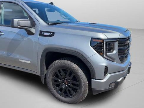 New 2026 GMC Sierra 1500 Elevation image 21