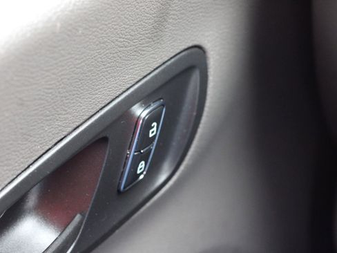 Used 2023 Ford Transit 250 High Roof Van 3D image 19