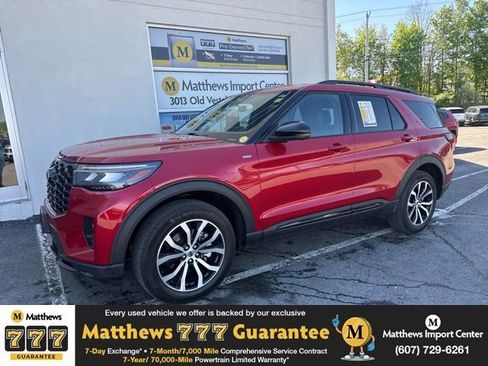 Used 2025 Ford Explorer ST-Line AWD/4WD image 1