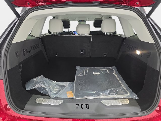 New 2026 Lincoln Nautilus Premier w/ Jet Appearance Package AWD/4WD image 30