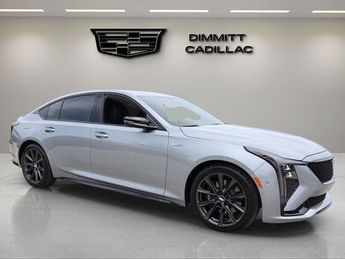 Used 2026 Cadillac CT5 V RWD image 7