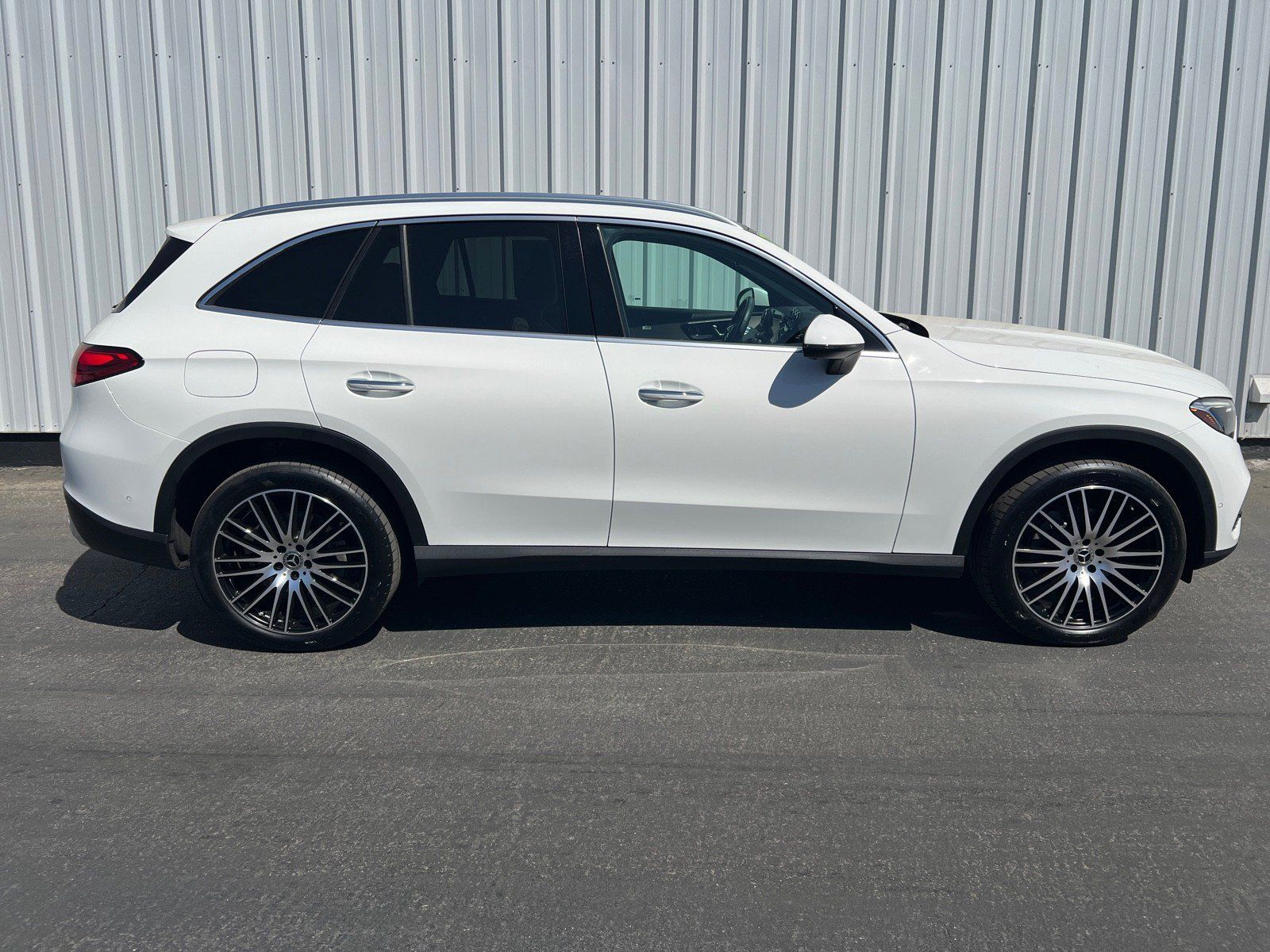 Used 2026 Mercedes-Benz GLC 300 image 7