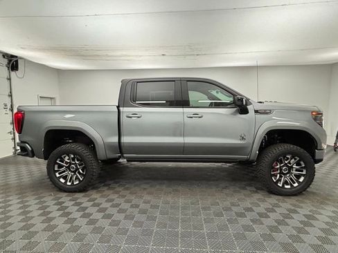 New 2026 GMC Sierra 1500 AT4 w/ AT4 Premium Package AWD/4WD image 9