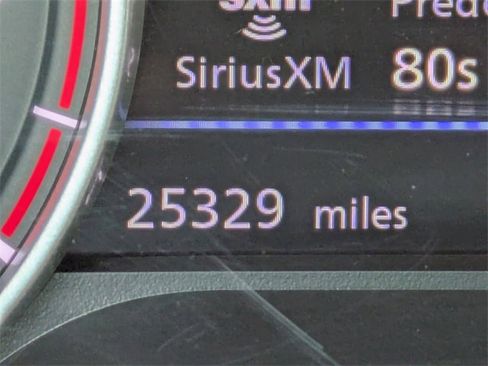 Used 2024 Nissan Sentra SV w/ Lighting Package image 29