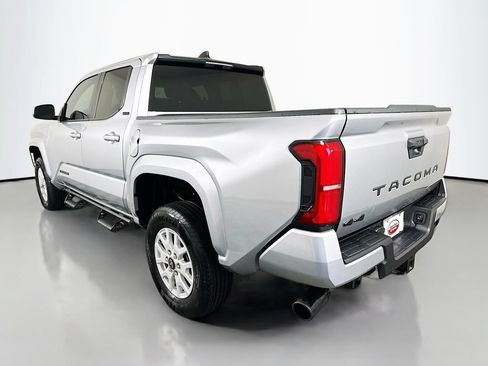 Certified 2026 Toyota Tacoma SR5 AWD/4WD image 7