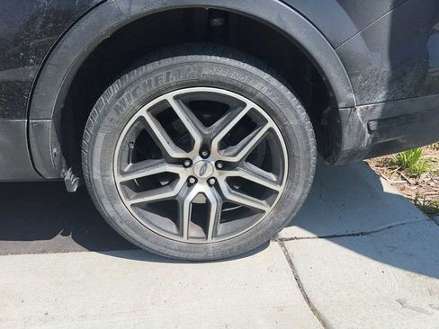 Used 2018 Ford Explorer Sport w/ Equipment Group 401A AWD/4WD image 12