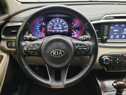 Used 2017 Kia Sorento EX FWD image 22